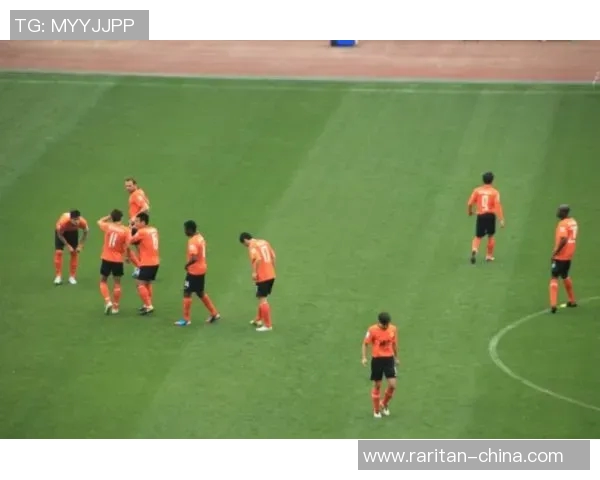 广州足球队战术创新引领潮流助力球队崛起成为新标杆