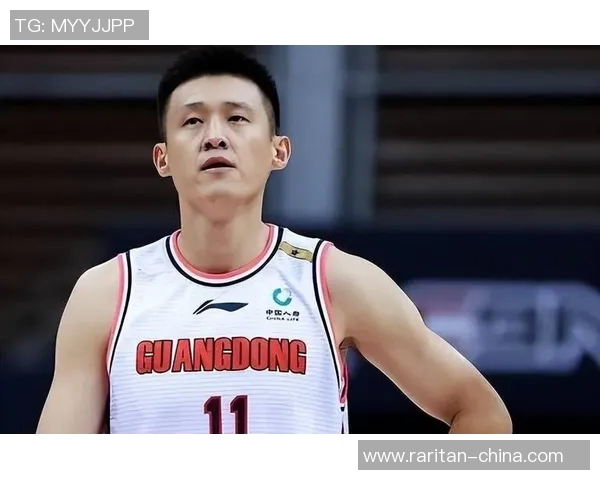 周鹏：从篮球场上的拼搏者到生活中的多面手，探索他的成长与转变之路