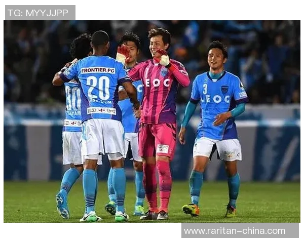 华拿古斯与拿加沙的激烈对决揭示了足球战术的深层次博弈与精彩瞬间