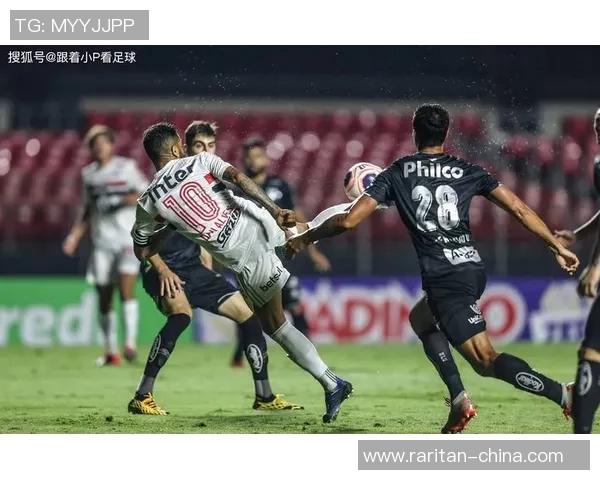 圣保罗与克鲁塞罗激战正酣谁能在这场对决中笑到最后 圣保罗与克鲁塞罗激战正酣谁能在这场对决中笑到最后