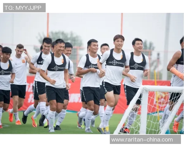 国足迎战武汉卓尔全力争胜期待精彩对决展现中国足球新风貌