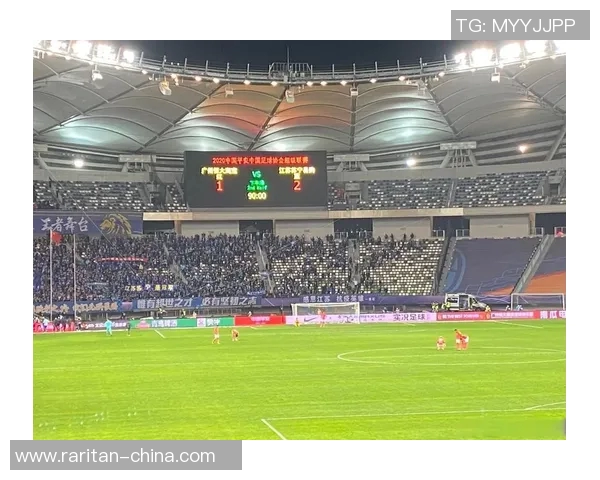 广州富力与深圳佳的精彩对决展现足球魅力与城市荣誉的较量