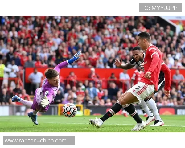 曼联与白礼顿对决分析战术特点及球员表现展望